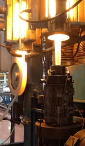 Fabrication de tubes en polyéthylène réticulé (PEX-A)